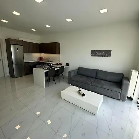 Floisvos Penthouse Oasis Apartment Athens