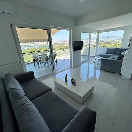 Floisvos Penthouse Oasis * Athens