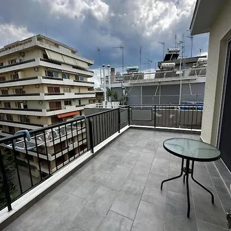 Floisvos Penthouse Oasis Apartment *