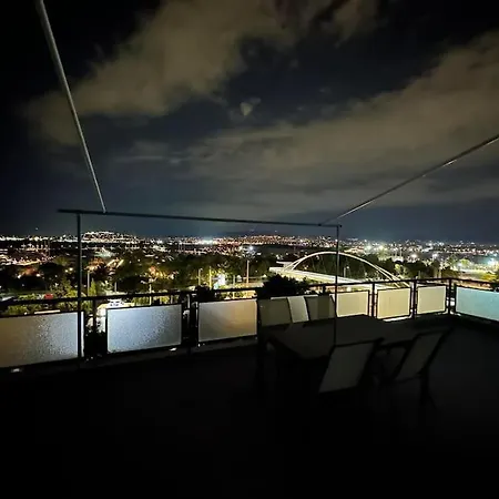 Floisvos Penthouse Oasis *
